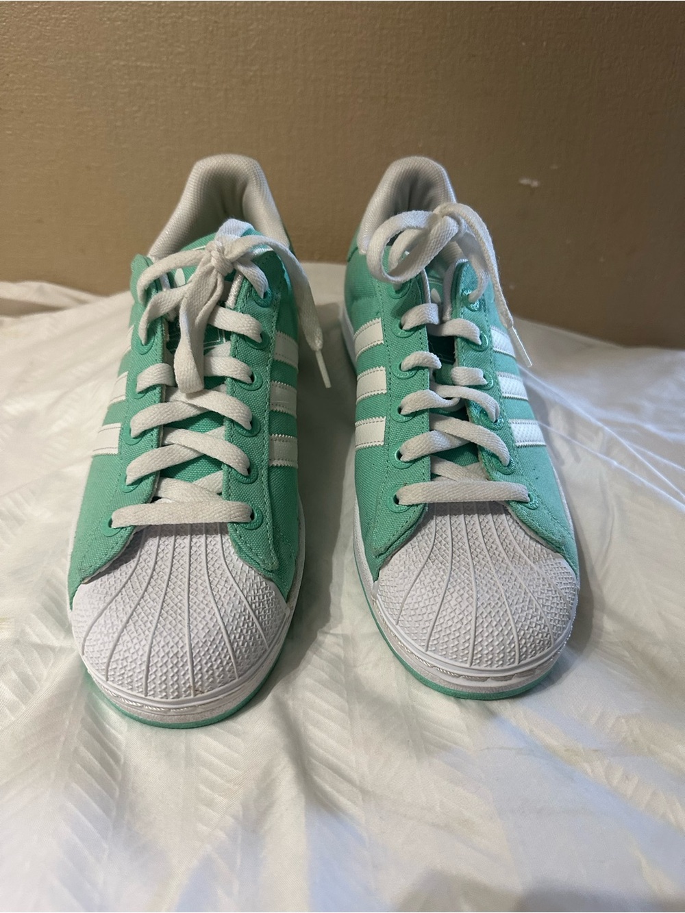 Adidas Grand Court Sneakers